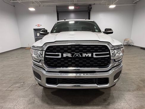 Used 2022 RAM 2500 Big Horn image 9