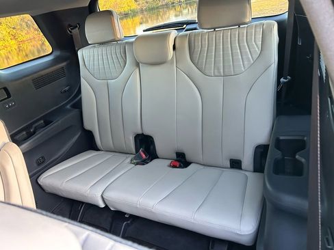 Used 2024 Hyundai Palisade Limited image 13