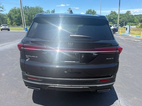Used 2026 Buick Enclave Preferred AWD/4WD image 9