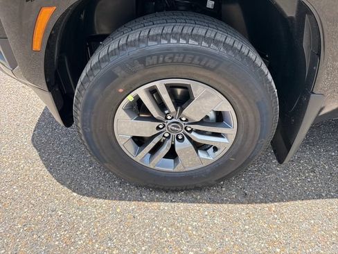 New 2026 Nissan Frontier SV w/ SV Convenience Package RWD image 23