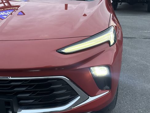 Used 2024 Buick Encore GX Preferred image 27