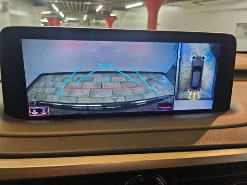 Used 2020 Lexus RX 450hL Luxury image 33