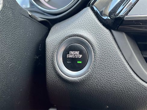 Certified 2019 Buick Envision Essence image 22