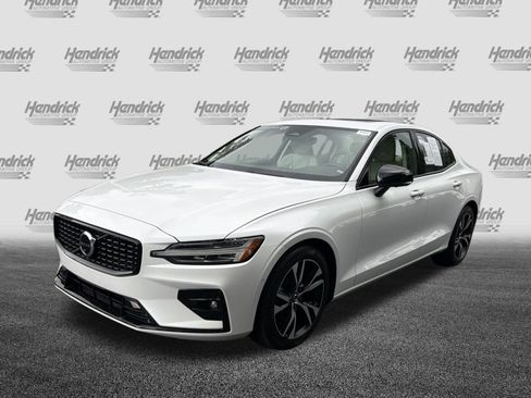 Certified 2024 Volvo S60 B5 Plus FWD image 5