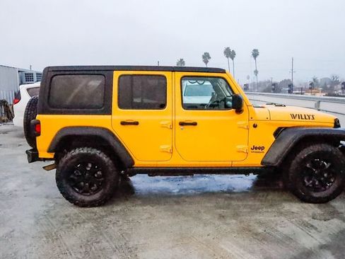 Used 2021 Jeep Wrangler Unlimited Sport image 13