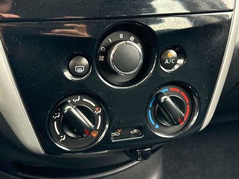 Used 2016 Nissan Versa Note SV image 28