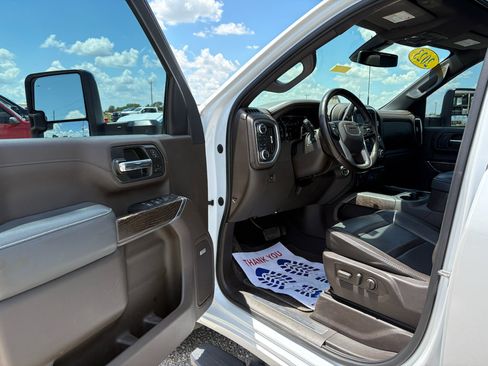 Used 2023 GMC Sierra 3500 Denali AWD/4WD image 22