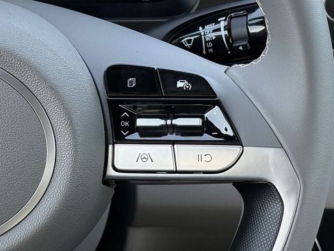 New 2026 Hyundai Elantra Sport FWD image 19