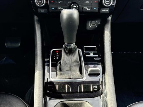 Used 2024 Jeep Compass Limited image 12