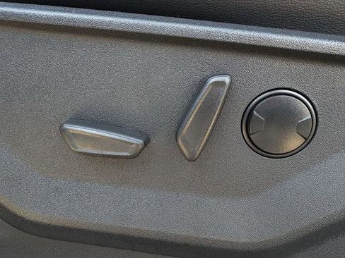 New 2025 Ford F150 Lariat w/ Equipment Group 501A Mid image 28