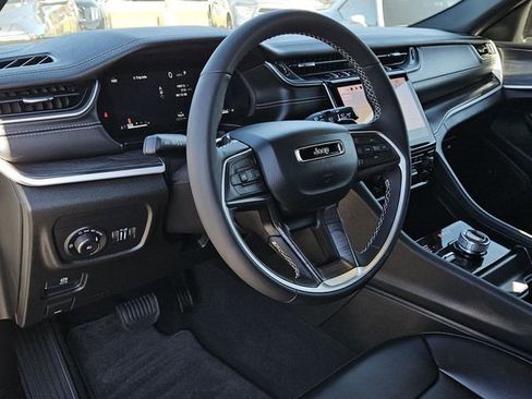 Used 2025 Jeep Grand Cherokee L Limited w/ Trailer Tow Package image 27