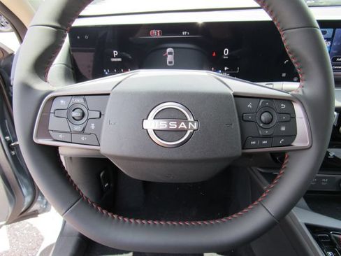 New 2026 Nissan Sentra SR w/ Floor Mat Package FWD image 22