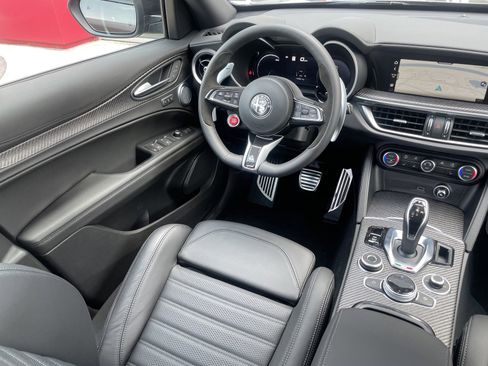 New 2024 Alfa Romeo Stelvio Quadrifoglio image 31
