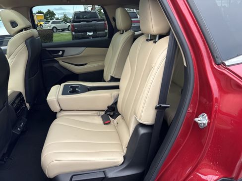 Used 2023 Acura MDX SH-AWD image 24