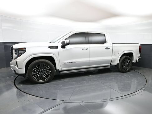 Used 2022 GMC Sierra 1500 Denali Ultimate AWD/4WD image 36