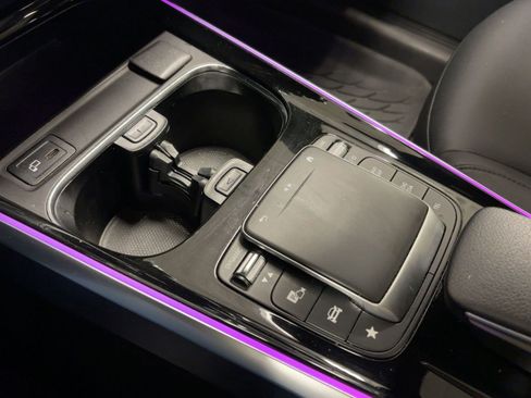 Used 2022 Mercedes-Benz GLB 250 GLB 250 image 26