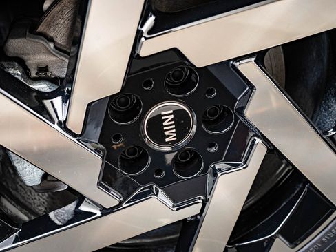 Certified 2026 MINI Cooper Countryman S image 8