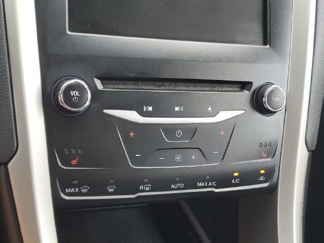 Used 2014 Ford Fusion SE w/ Equipment Group 502A FWD image 23
