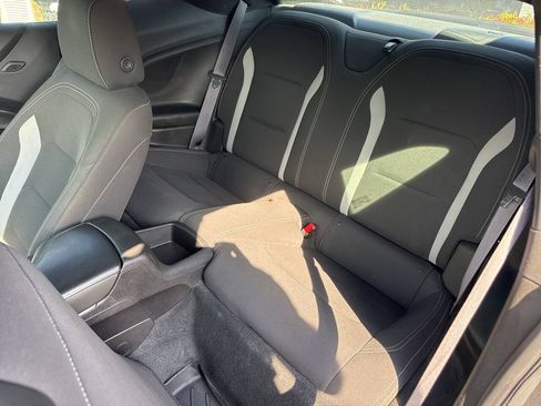Used 2017 Chevrolet Camaro SS RWD image 13