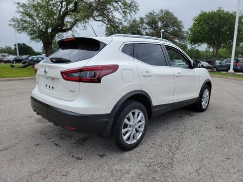 Used 2020 Nissan Rogue Sport SV w/ Technology Package FWD image 5
