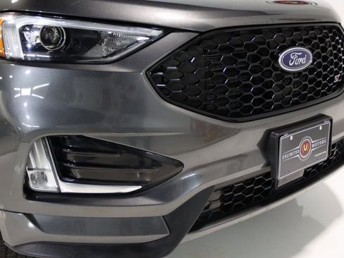 Used 2019 Ford Edge ST w/ Cold Weather Package image 21