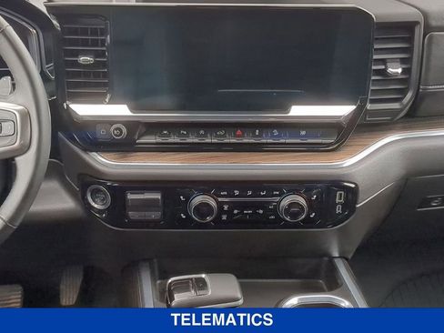 Used 2025 Chevrolet Silverado 1500 LT Trail Boss w/ LT Trail Boss Premium Package AWD/4WD image 16