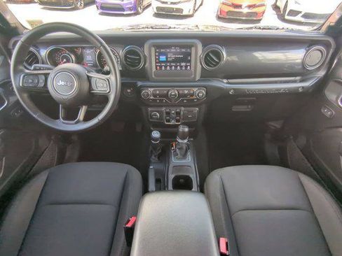 Certified 2022 Jeep Wrangler Unlimited Sport AWD/4WD image 16