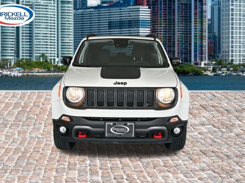 Used 2023 Jeep Renegade Trailhawk AWD/4WD image 3
