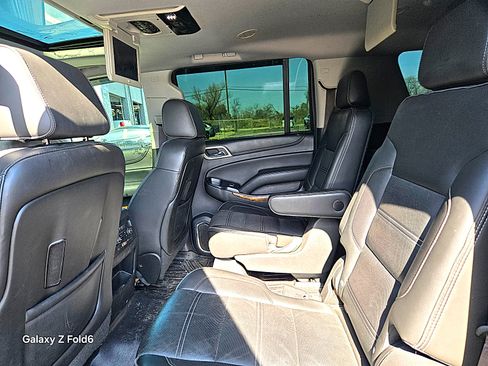 Used 2015 GMC Yukon XL Denali w/ Premium Package image 5