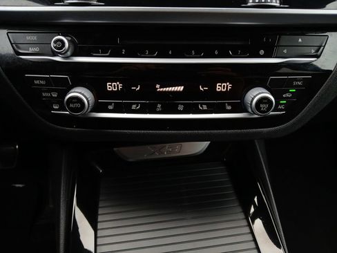 Used 2018 BMW X3 xDrive30i AWD/4WD image 4