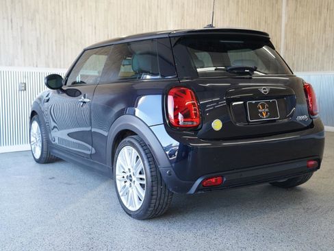 Used 2023 MINI Cooper SE image 7