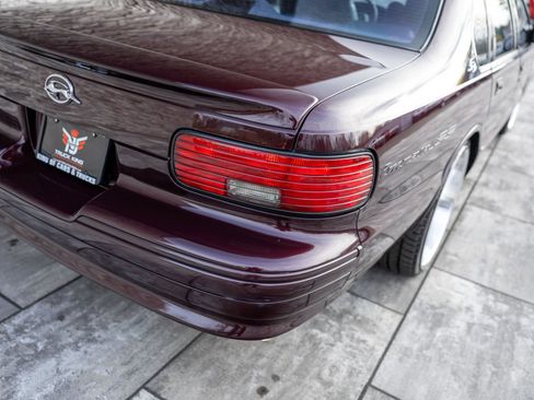 Used 1995 Chevrolet Impala Sedan image 15