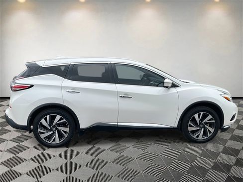 Used 2017 Nissan Murano Platinum w/ Platinum Technology Package image 2