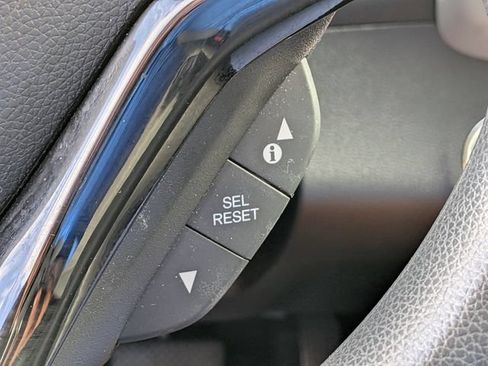 Used 2022 Honda HR-V EX image 28