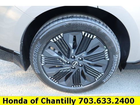 Used 2025 Nissan Murano Platinum image 27