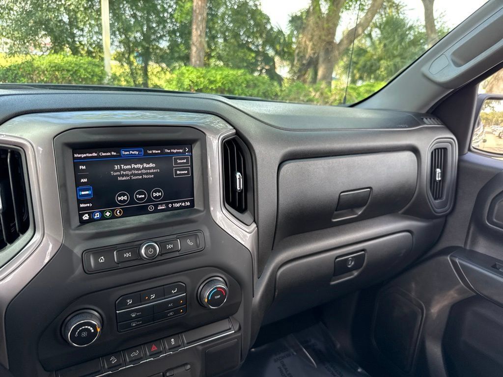 Used 2021 Chevrolet Silverado 1500 Custom Trail Boss AWD/4WD image 39