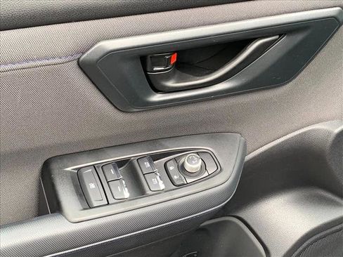 Used 2026 Subaru Forester Premium image 5