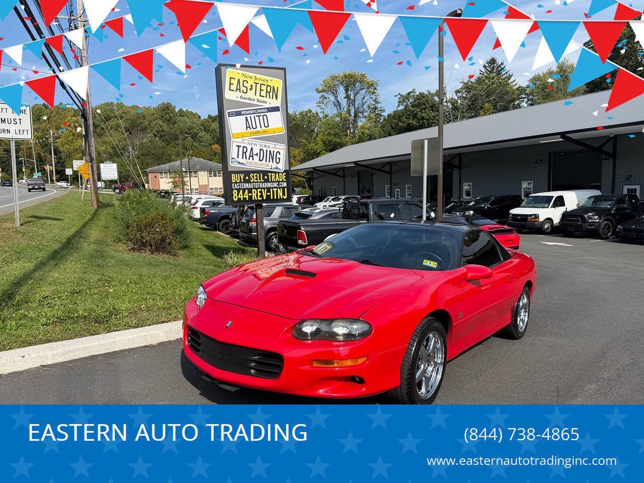 Used 2002 Chevrolet Camaro Z28 w/ SS Performance/Appearance Pkg RWD image 1
