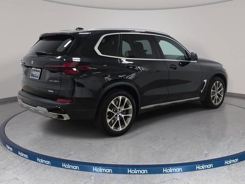 Used 2025 BMW X5 xDrive50e AWD/4WD image 6