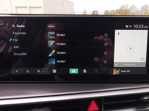 Used 2025 Kia Sorento S w/ Panoramic Sunroof Package image 20