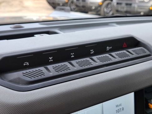 Certified 2023 Ford Bronco 4-Door image 25