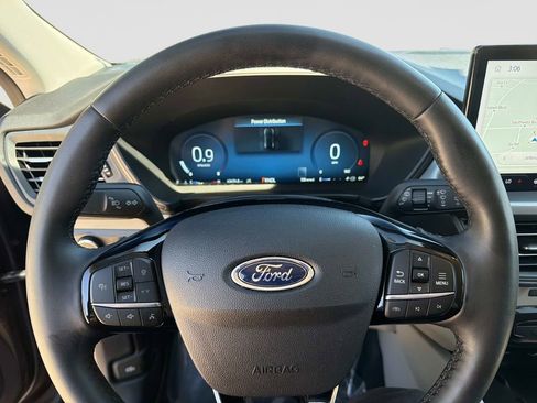 Used 2023 Ford Escape Active w/ Tech Pack #2 AWD/4WD image 26