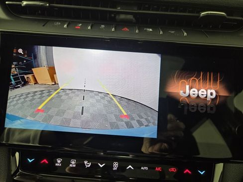New 2026 Jeep Grand Cherokee L Limited RWD image 10