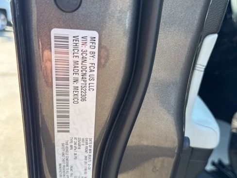 Used 2023 Jeep Compass Limited w/ Sun and Sound Group AWD/4WD image 31