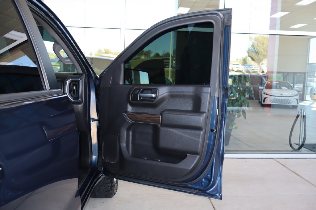 Used 2020 Chevrolet Silverado 1500 LT w/ All-Star Edition AWD/4WD image 40