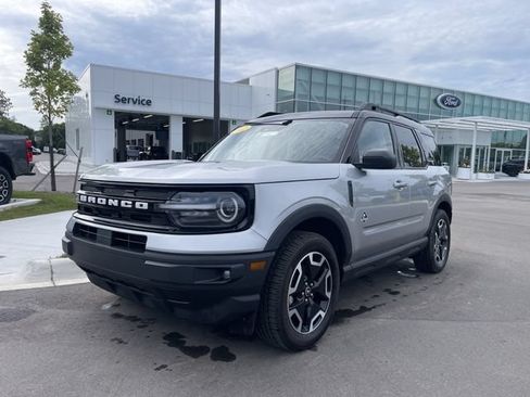 Certified 2022 Ford Bronco Sport Outer Banks w/ Tech Package AWD/4WD image 43