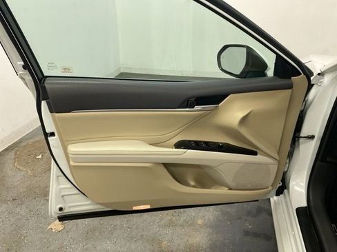 Used 2018 Toyota Camry XLE w/ Audio Package image 20