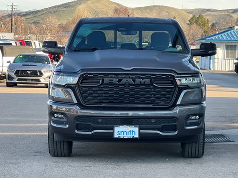 New 2026 RAM 1500 4x4 Crew Cab image 3