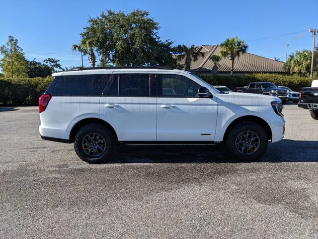 Used 2025 Ford Expedition Tremor AWD/4WD image 3