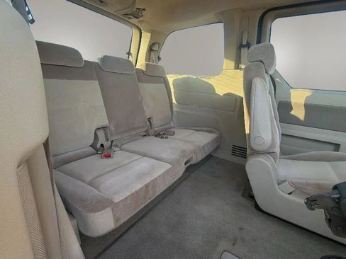 Used 2006 Ford Freestar SE FWD image 12